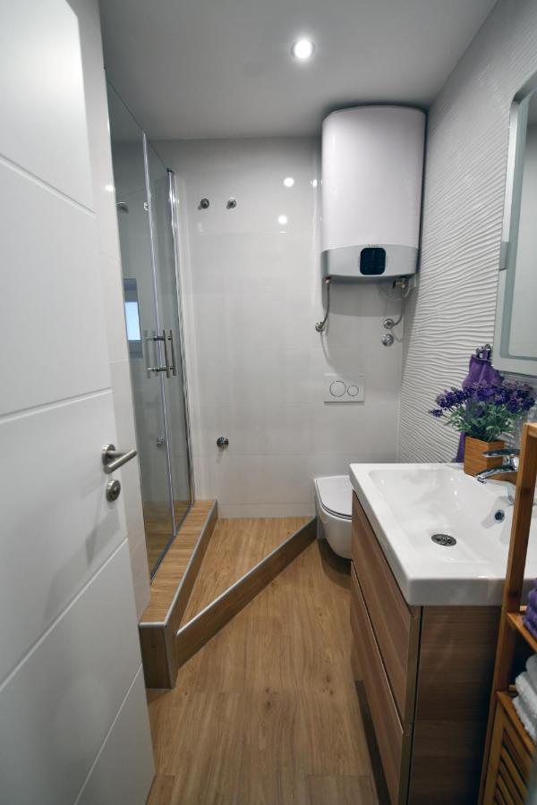 Apartment Lavanda - Suite Sinj Exterior photo